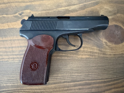 Makarov-ULOŽENKA!!!